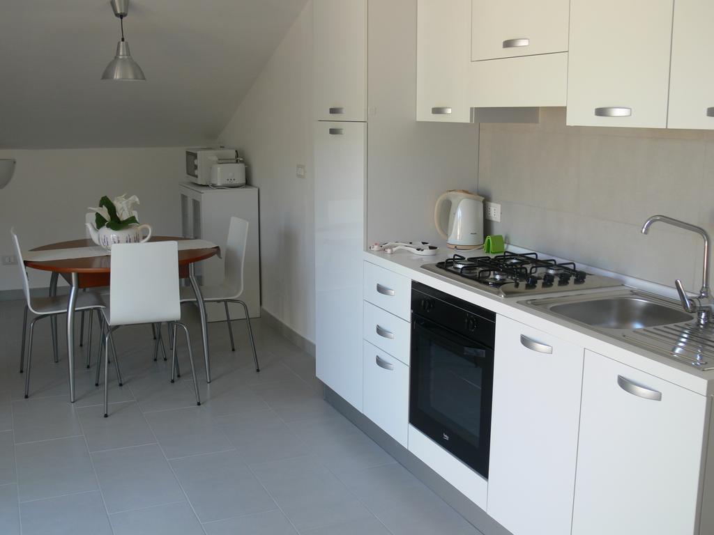 Cha Apartment Laigueglia Zimmer foto