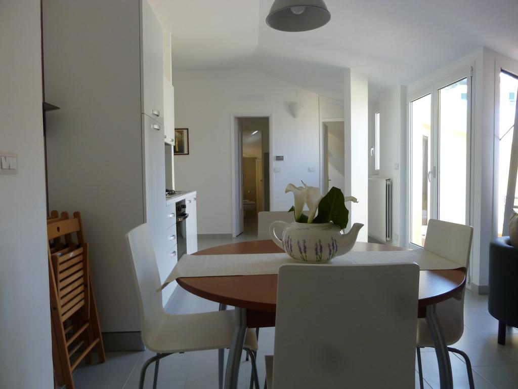 Cha Apartment Laigueglia Zimmer foto