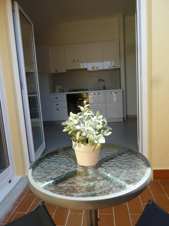 Cha Apartment Laigueglia Zimmer foto